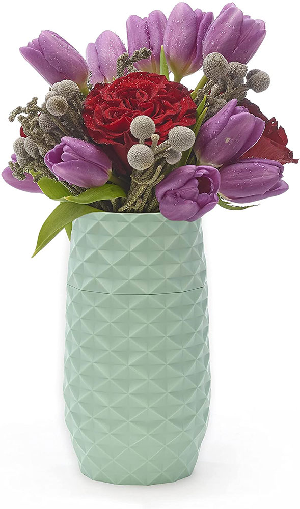 Amaranth Vase Elegant Diamond Pattern