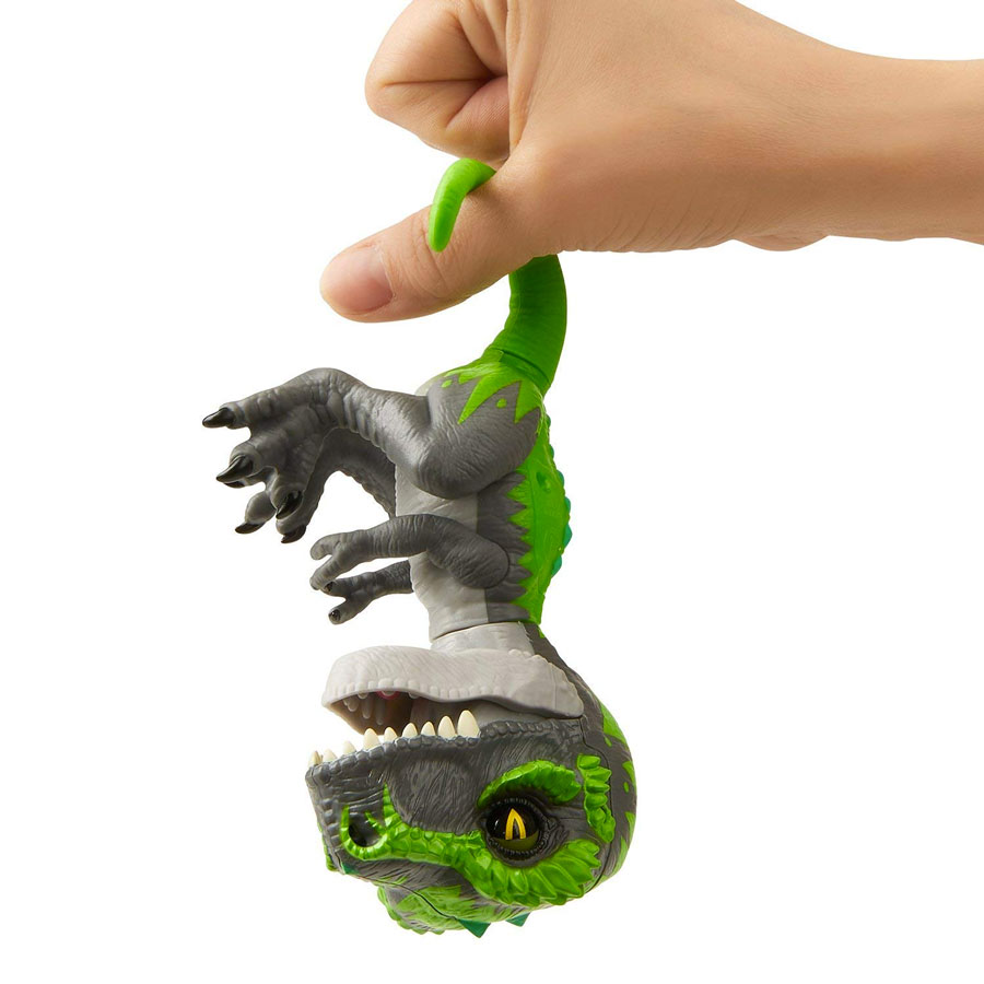 Fingerlings Untamed TRex Dino Collection