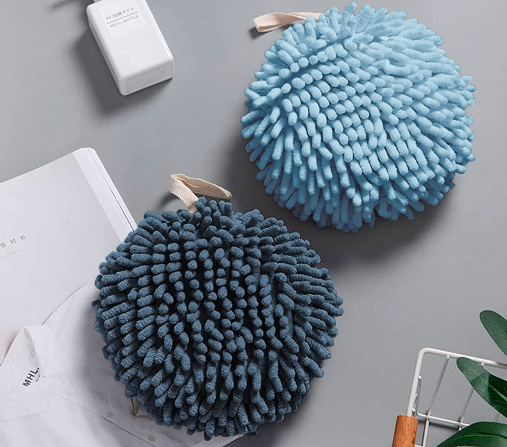 Fuzzy Ball WaterAbsorbent Hand Puffs