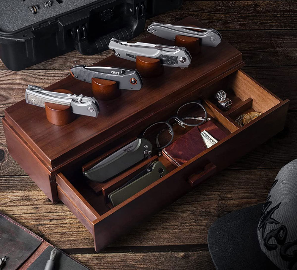 Holme Hadfield Knife Showcase EDC Storage