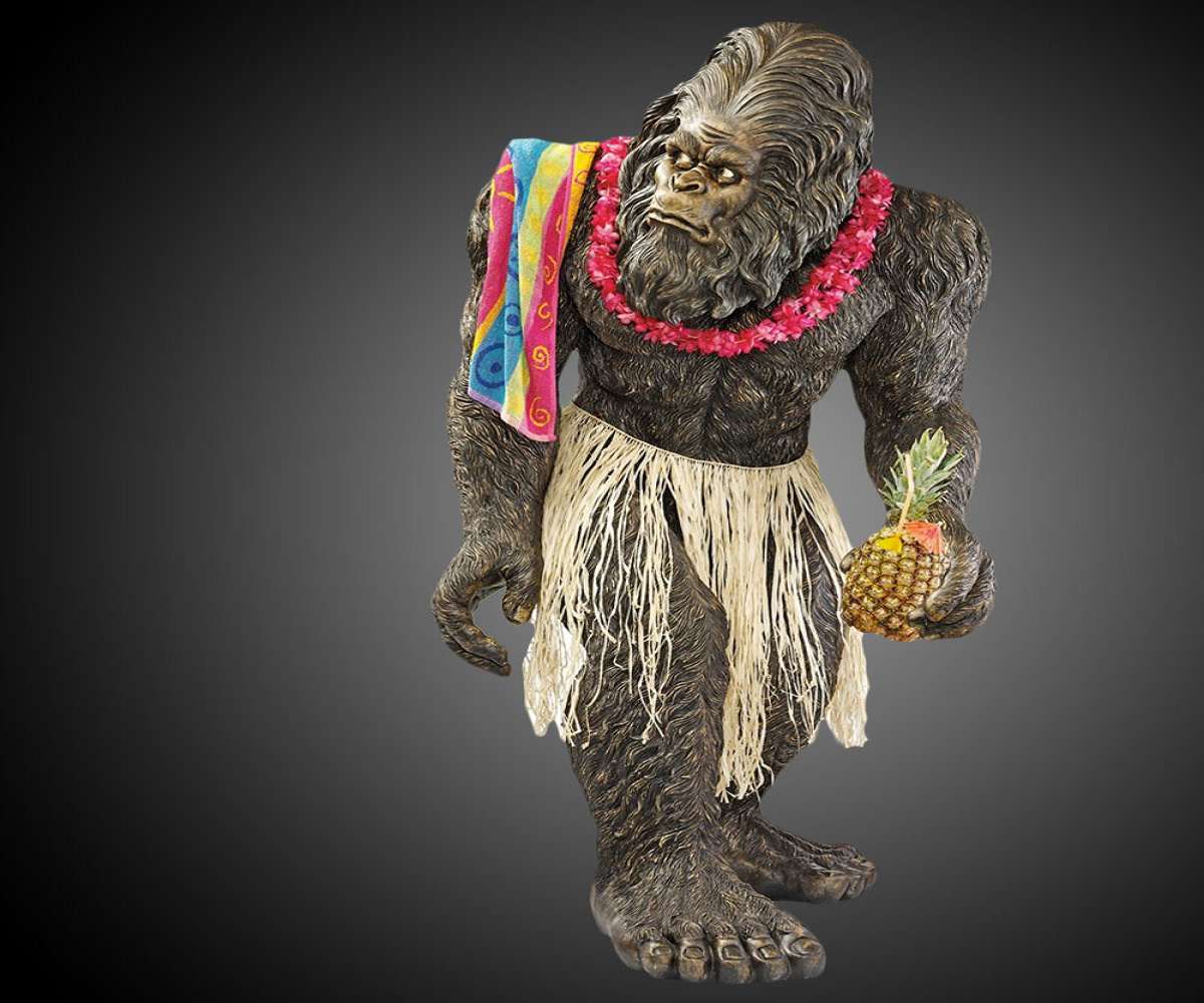 Design Toscano Yeti Masterpiece Statue