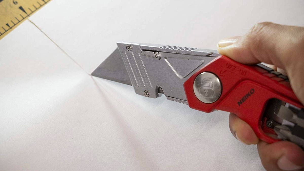 NEIKO Folding MultiTool with Blade Storage