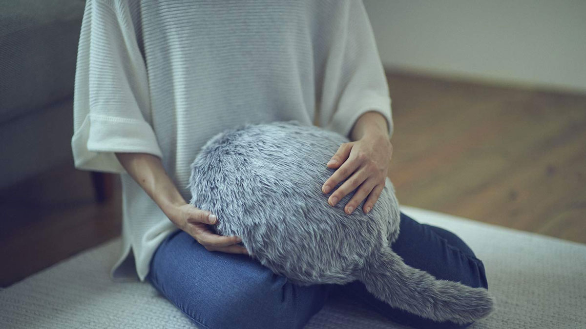 Qoobo Tail Wagging Therapeutic Pillow