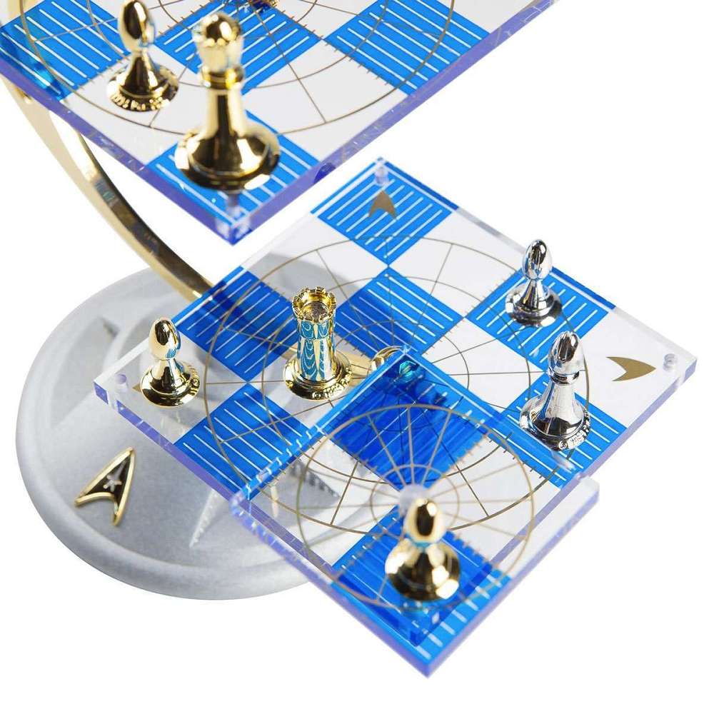 Star Trek 3D Chess Deluxe Set