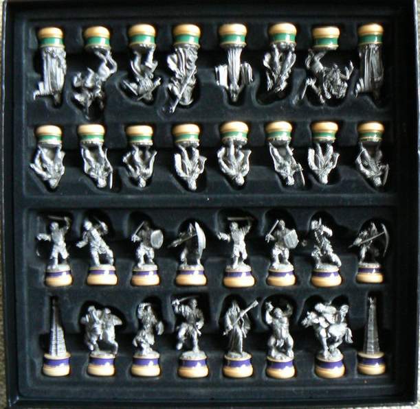 The Lord of the Rings Character Chess Set