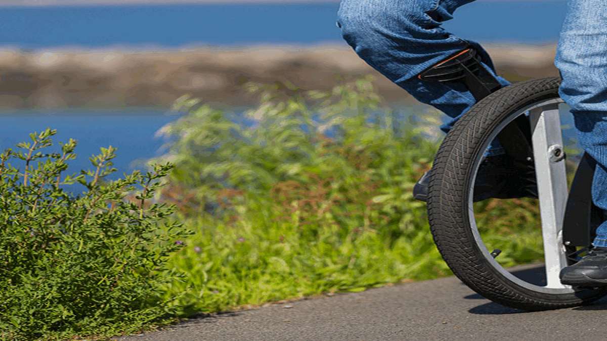 The Lunicycle HandsFree Pedal Unicycle