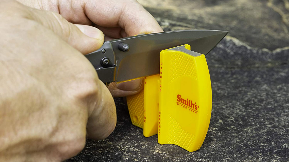 Smiths Compact Knife Sharpener with Tungsten Carbide Blades