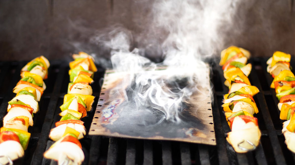 The Smokist FlavorInfusing Grilling Pouch