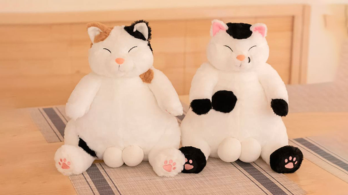 OOPSHANA Unneutered Feline Plush Decor